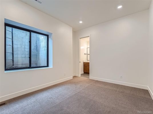 Bathroom, Empty room, Interior, Recessed Lighting