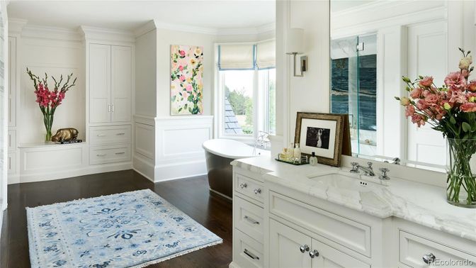 Bathroom, Dual Sink Vanities, Interior, Wood Texture Flooring