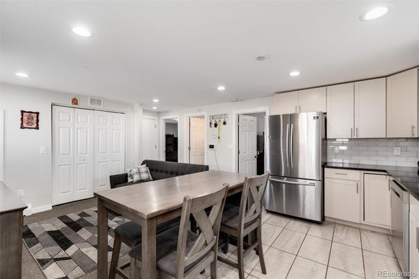 Dining room, Interior, Kitchen, Recessed Lighting, Stainless Steel Appliances
