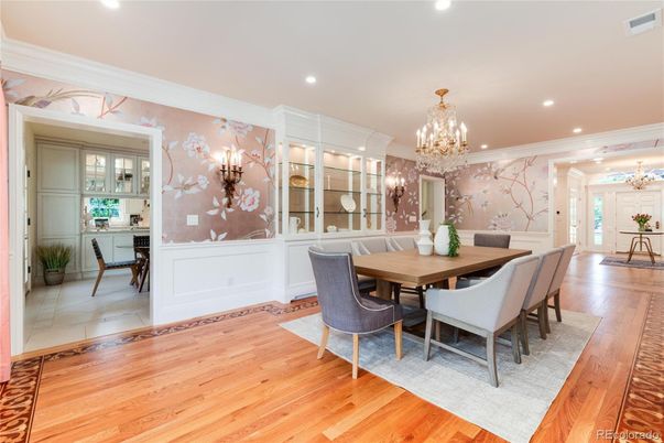 Chandelier, Dining room, Interior, Recessed Lighting, Wood Texture Flooring