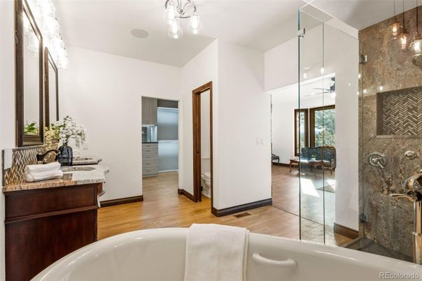 Bathroom, Interior, Pendant Lights, Wood Texture Flooring