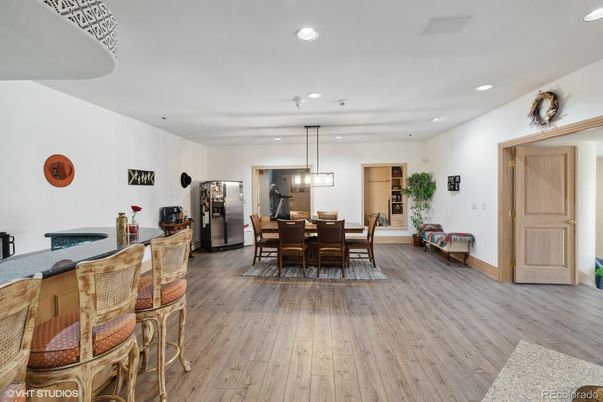 Dining room, Interior, Kitchen, Pendant Lights, Recessed Lighting, Wood Texture Flooring