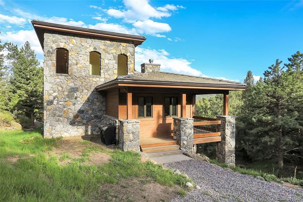 Exterior, Facade, None