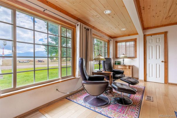 Interior, Recessed Lighting, Wooden Ceilings, Wood Texture Flooring