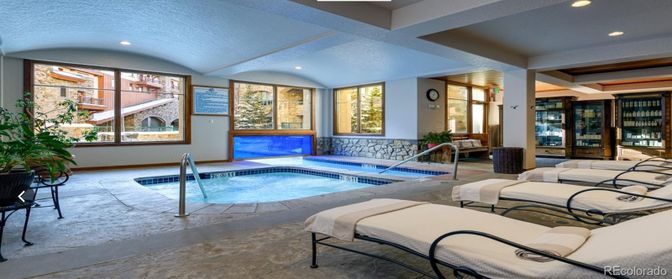 Interior, Pool, Recessed Lighting