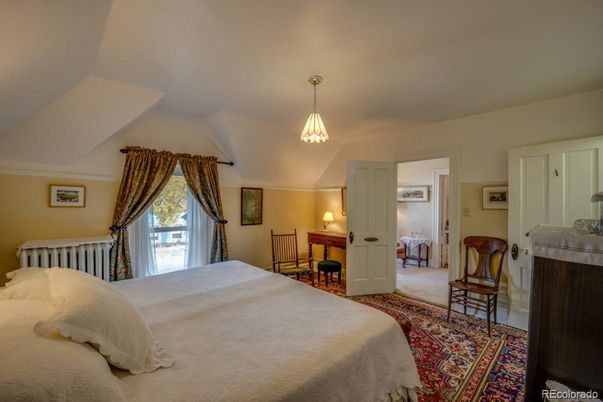 Bedroom, Interior, Pendant Lights