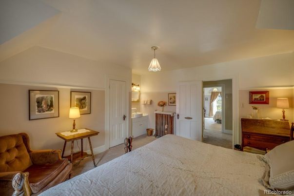 Bedroom, Interior, Pendant Lights