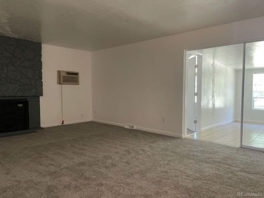 Empty room, Fireplace, Interior