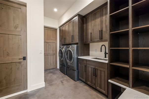 Interior, Recessed Lighting, Washer