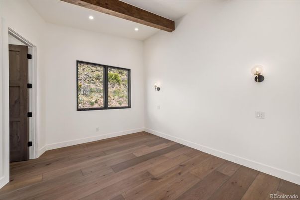 Empty room, Interior, Recessed Lighting, Wooden Beams, Wood Texture Flooring