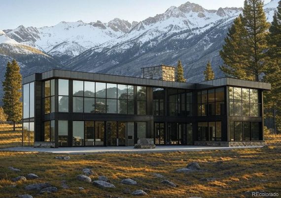 Backyard, Exterior, Facade, Modern
