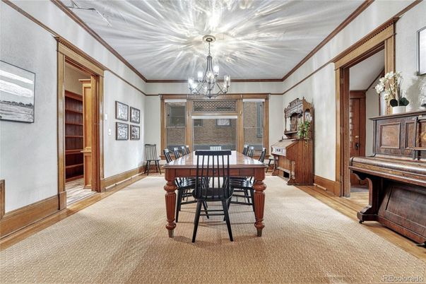 Chandelier, Dining room, Interior