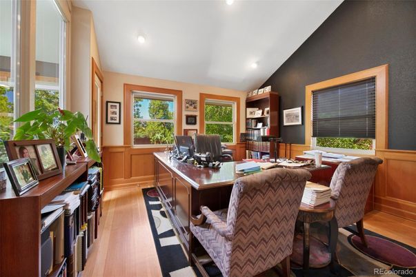 Home Office, Interior, Recessed Lighting, Wood Texture Flooring