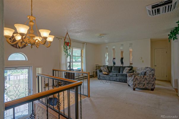 Chandelier, Interior, Living room