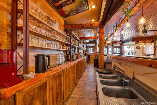 Interior, Pendant Lights, Wooden Walls