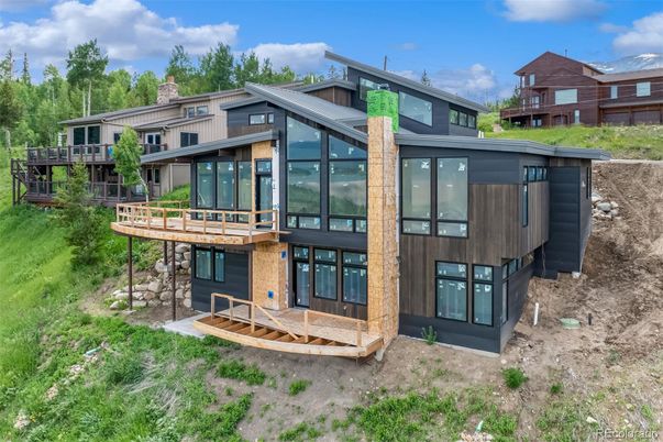 Backyard, Exterior, Facade, Modern