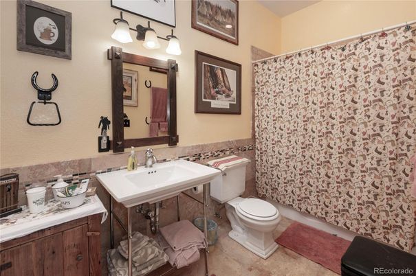 Bathroom, Interior