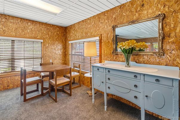Dining room, Interior