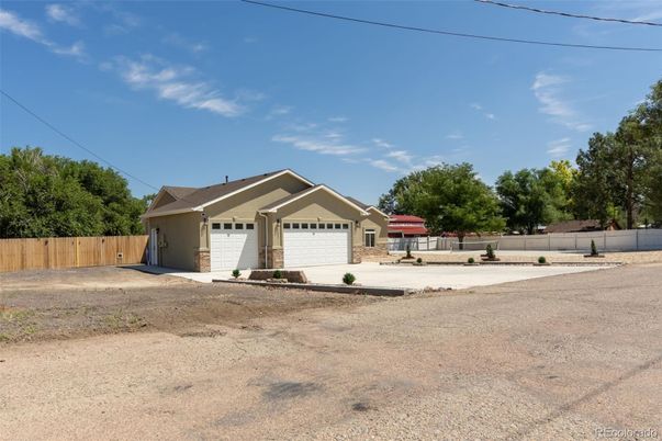 Attached, Backyard, Detached Garage, Exterior, Facade, American Craftsman