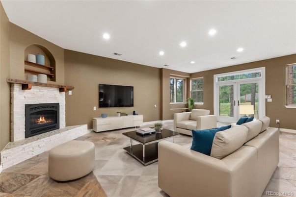 Fireplace, Interior, Living room, Recessed Lighting