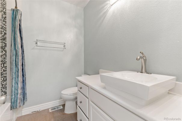 Bathroom, Interior