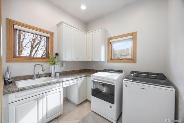 Interior, Recessed Lighting, Washer