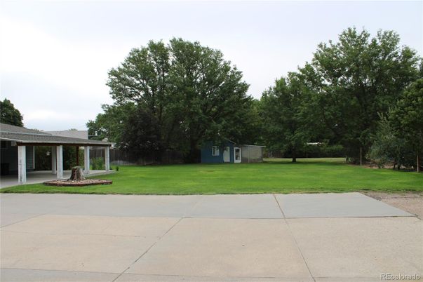 Backyard, Exterior