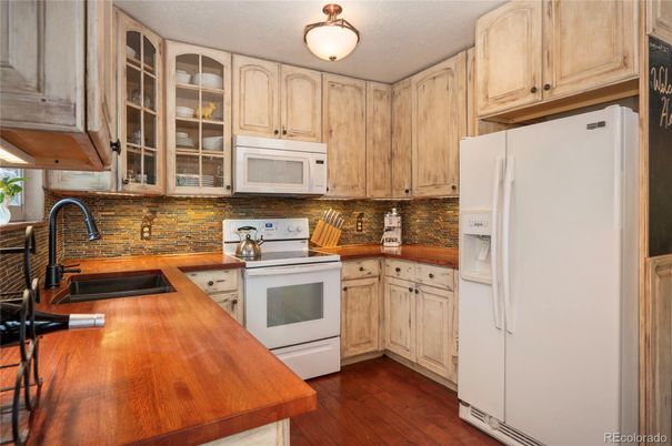 Interior, Kitchen, Wood Texture Flooring