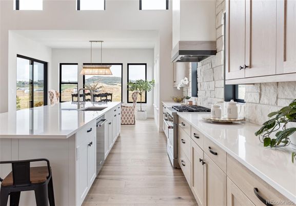 Interior, Kitchen, Pendant Lights, Wood Texture Flooring
