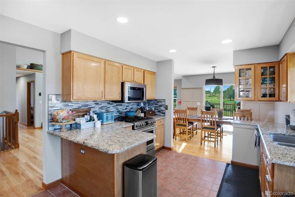 Dining room, Interior, Kitchen, Pendant Lights, Recessed Lighting, Wood Texture Flooring