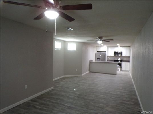 Empty room, Interior, Kitchen, Recessed Lighting