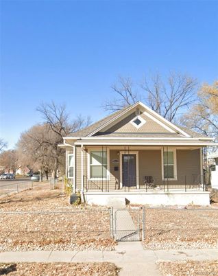 Exterior, Facade, American Craftsman