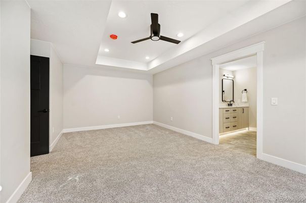 Bathroom, Empty room, Interior, Recessed Lighting