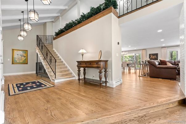 Interior, Pendant Lights, Recessed Lighting, Wood Texture Flooring