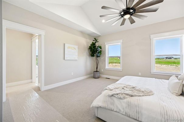 Bedroom, Interior, Water