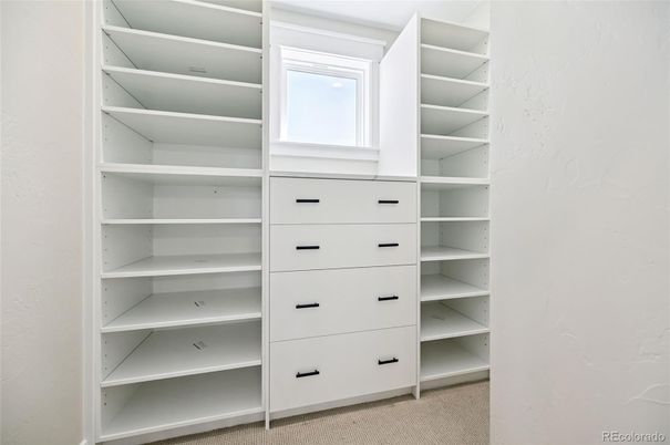 Interior, Walk-in Closets