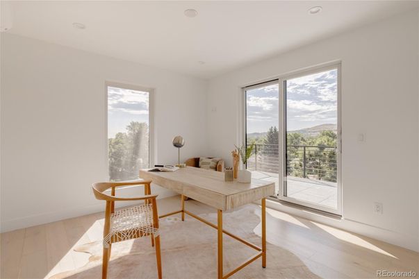 Home Office, Interior, Recessed Lighting, Wood Texture Flooring