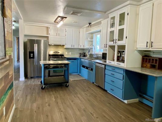 Interior, Kitchen, Stainless Steel Appliances, Wood Texture Flooring
