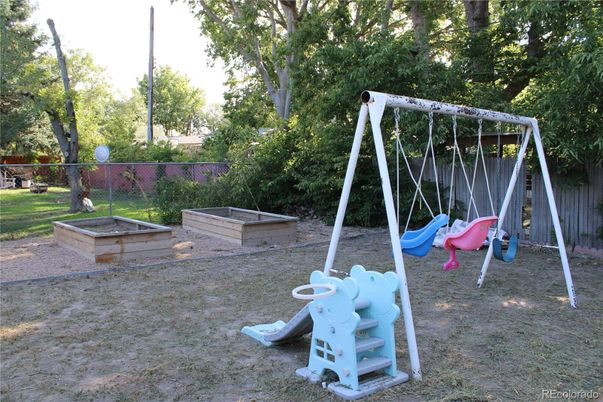 Backyard, Exterior, Playground