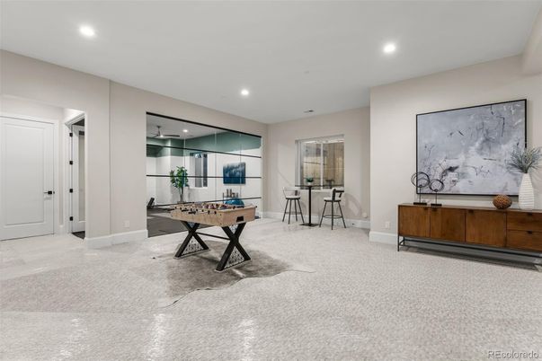 Game Room, Interior, Recessed Lighting