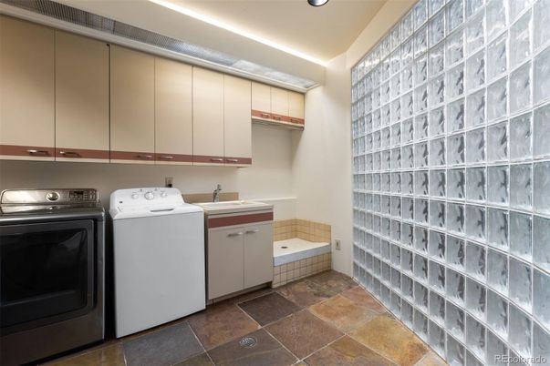 Interior, Recessed Lighting, Washer