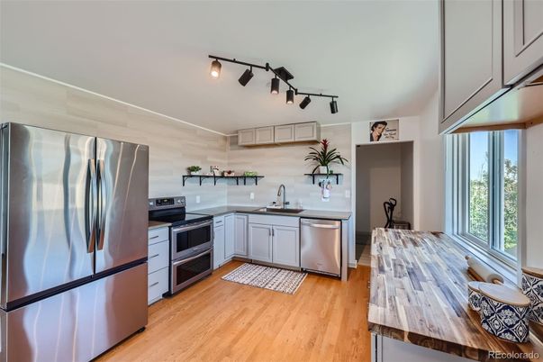 Interior, Kitchen, Stainless Steel Appliances, Wood Texture Flooring