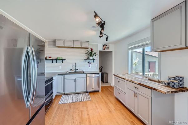 Interior, Kitchen, Stainless Steel Appliances, Wood Texture Flooring