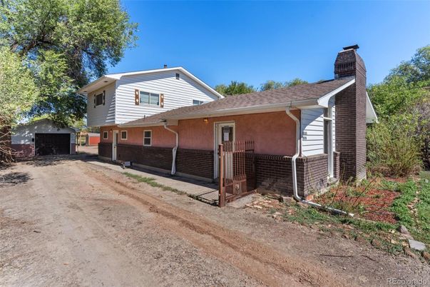 Backyard, Detached Garage, Exterior