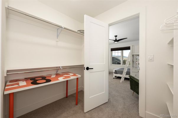 Interior, Walk-in Closets
