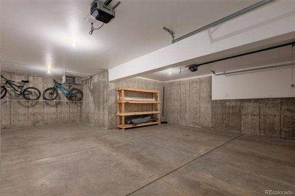 Garage, Interior