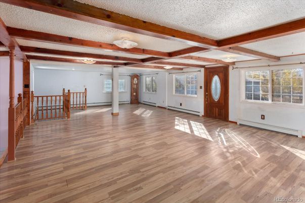 Empty room, Interior, Wooden Beams, Wood Texture Flooring