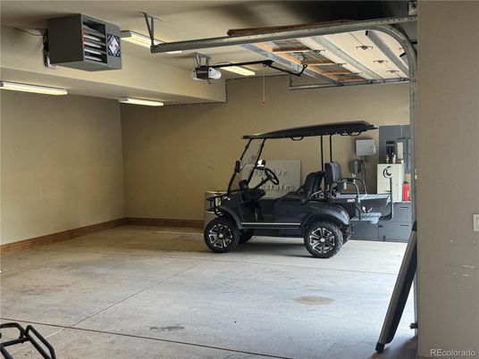 Garage, Interior