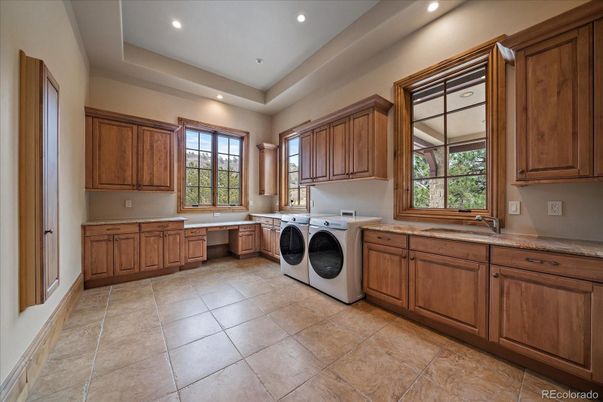 Interior, Recessed Lighting, Washer