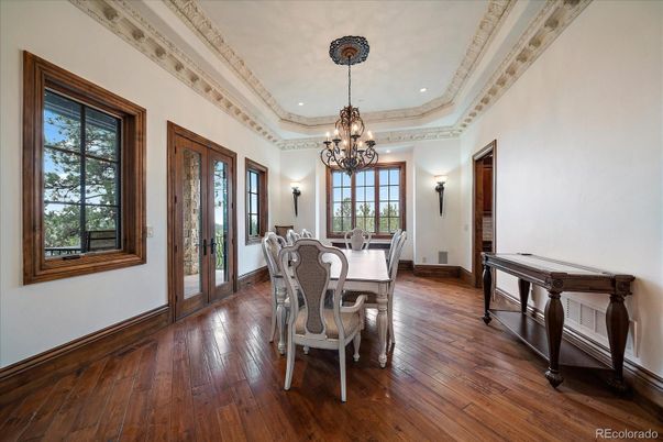 Chandelier, Dining room, Interior, Recessed Lighting, Wood Texture Flooring